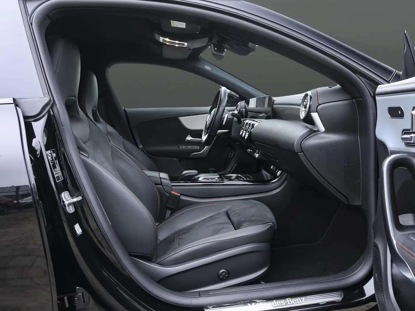 Mercedes-Benz CLA 250 Shooting Break 2022 - Photo 5